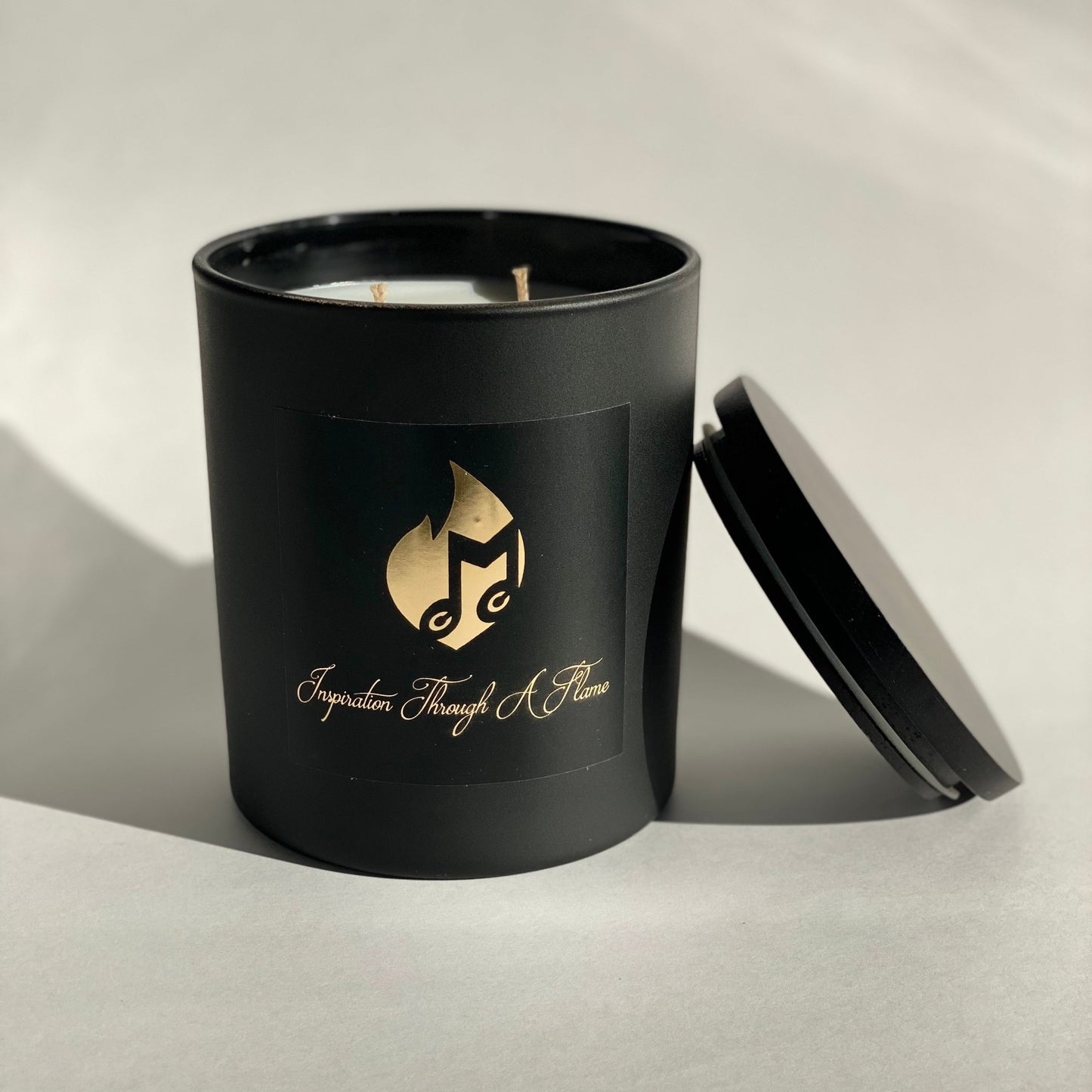 LEADING LADY (Relax w/ Ylang Ylang, Sandalwood, Vanilla & Jasmine) - House Of Wellness by MCC